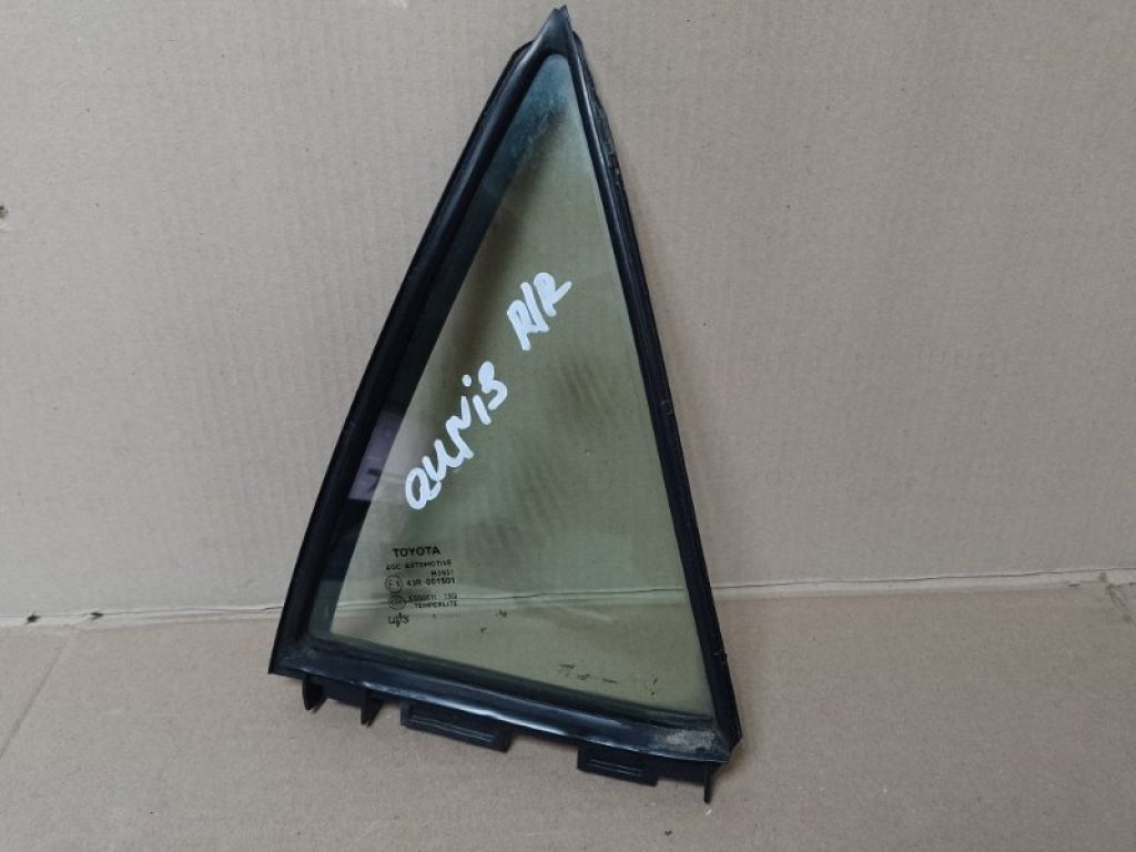 68123-02170 | Скло дверей глухе задн. прав. TOYOTA AURIS 06-12