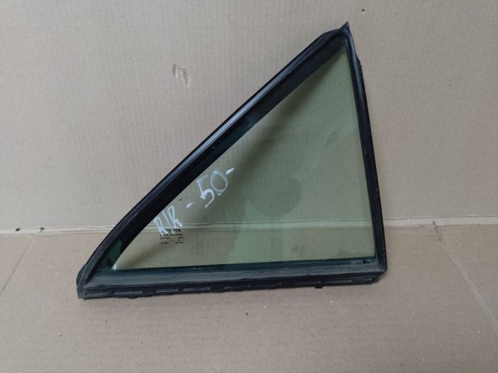 68123-06130 | Стекло двери глухое задн. прав. TOYOTA CAMRY 50 12-15
