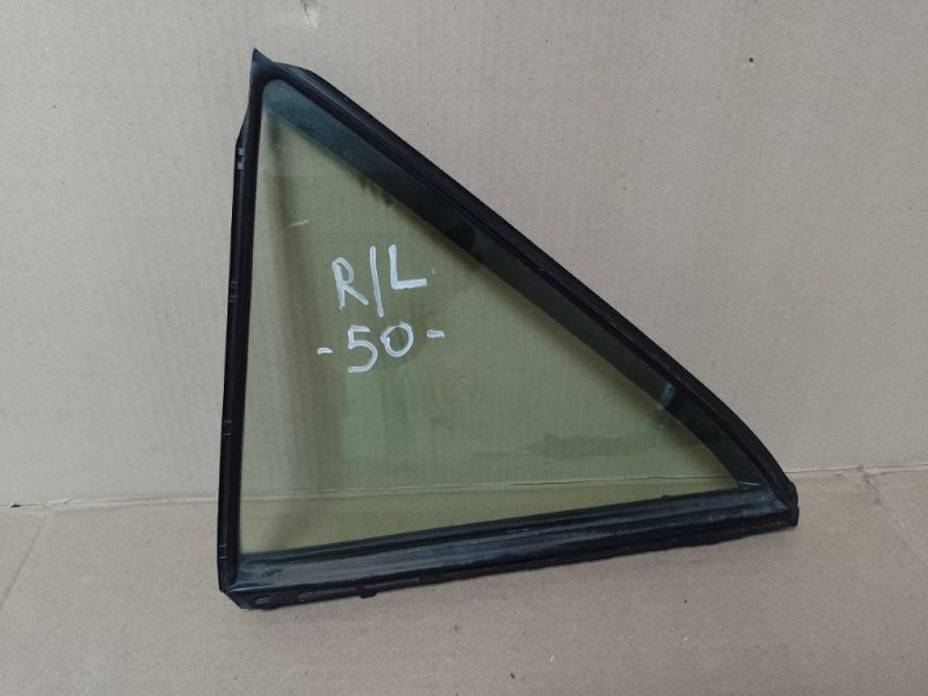 68124-06130 | Скло дверей глухе задн. лів. TOYOTA CAMRY 50 12-15