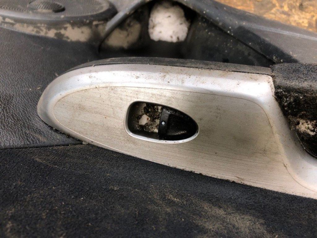 35770SMGE02 | Кнопка стеклоподъемника задн. лев. HONDA CIVIC 5D 06-11