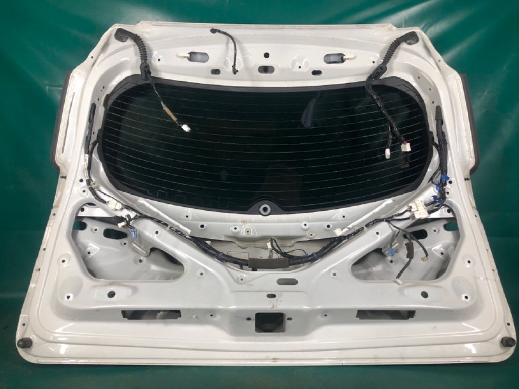 68100-TX4-A90ZZ | Крышка багажника ACURA RDX 12-19 - Фото 10
