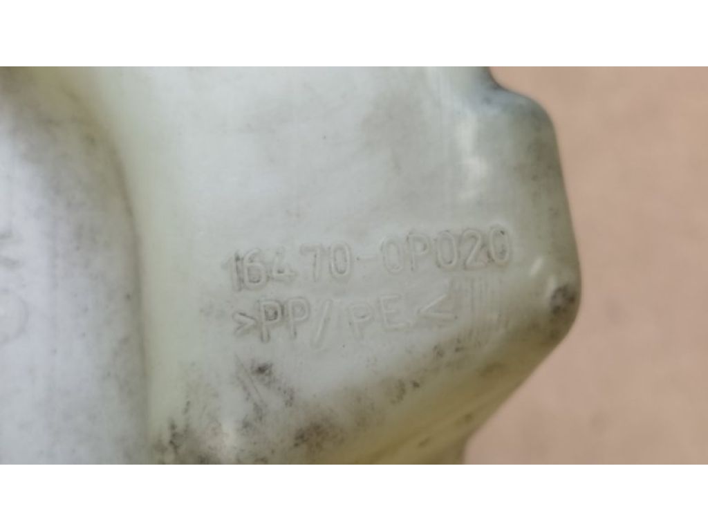 16470-0P020 | Бачок расширительный TOYOTA CAMRY 40 06-11 - Фото 2