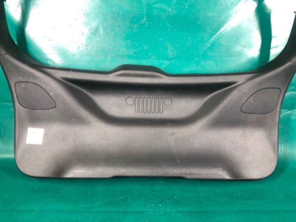 5UN06DX9AB | Обшивка крышки багажника JEEP COMPASS 17-21 - Фото 2