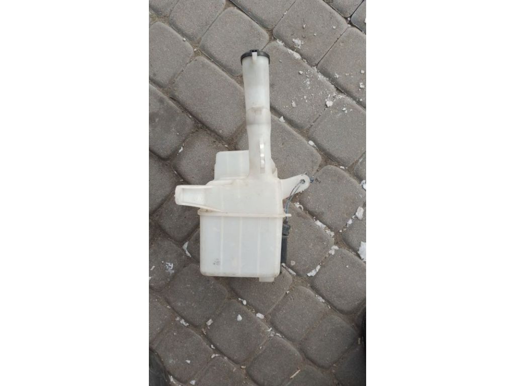 85315-13030 | Бачок омывателя TOYOTA COROLLA 120 00-07 - Фото 8