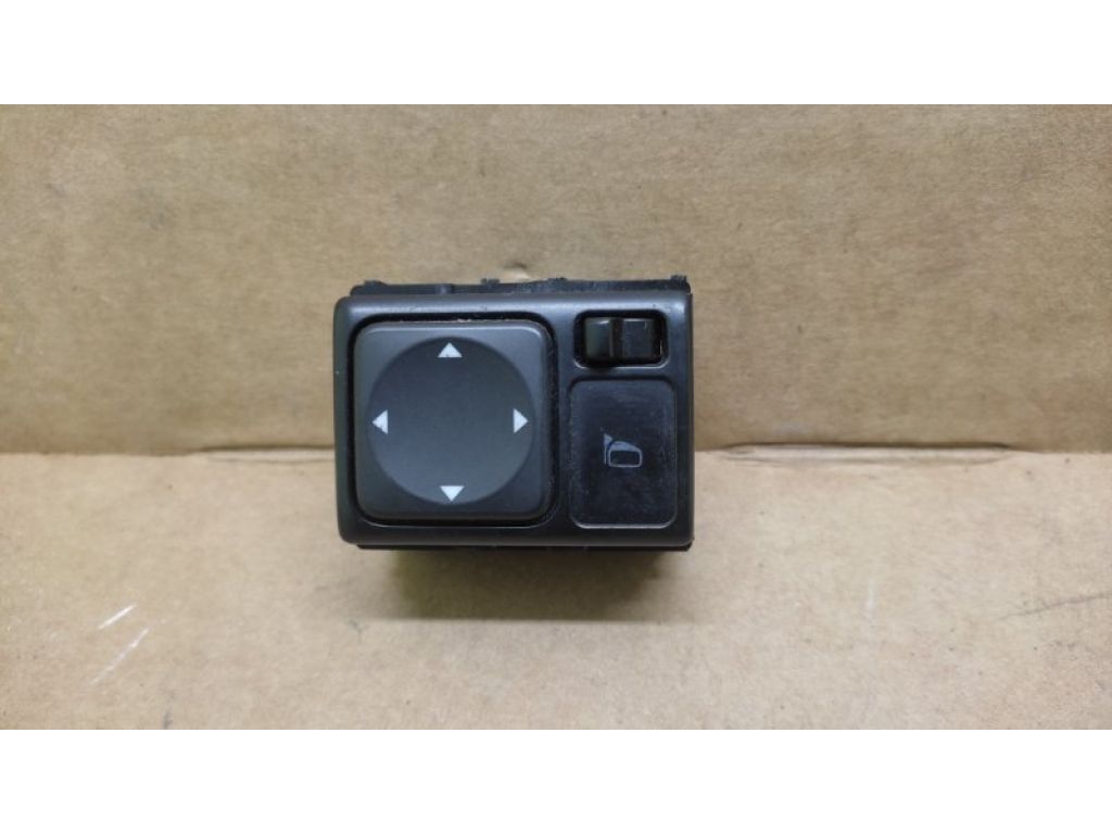 25570-3RA1A | Блок управления зеркалами NISSAN SENTRA B17 12-21