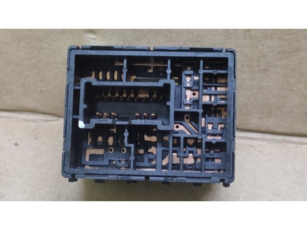 25570-3RA1A | Блок управления зеркалами NISSAN SENTRA B17 12-21 - Фото 2