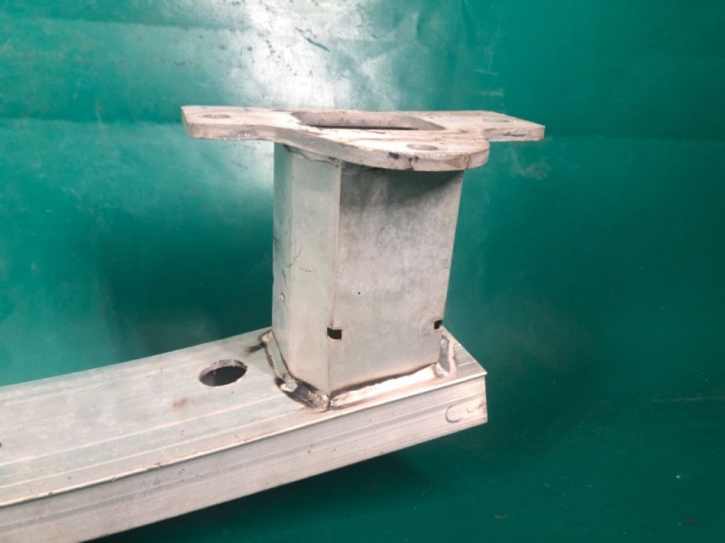 68243701AA | Усилитель заднего бампера JEEP COMPASS 17-21 - Фото 5