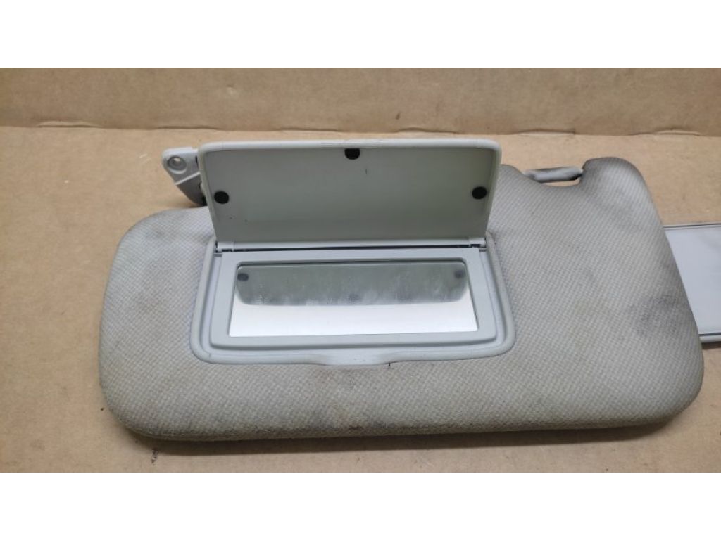 96401-3SG7A | Козирок сонцезахисний лів. NISSAN SENTRA B17 12-21 - Фото 2