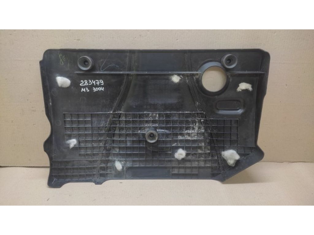 L372-10-2F0E | Накладка двигуна декоративна MAZDA 3 BK 03-08 - Фото 2