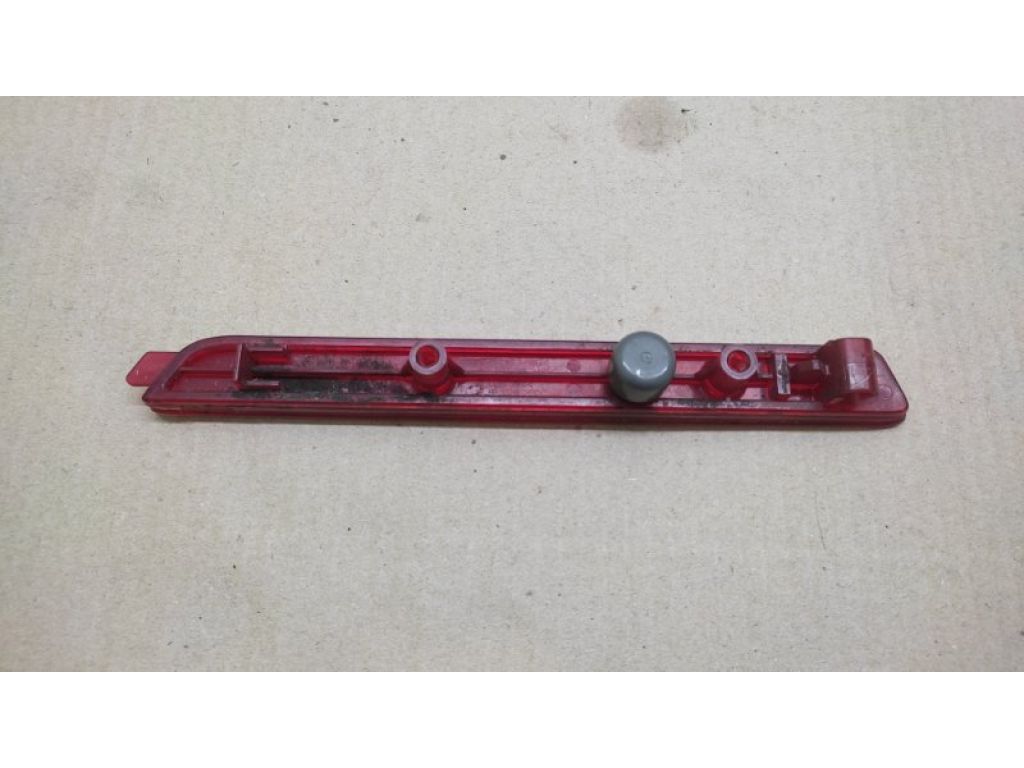 BN8R-51-5L0 | Катафот R правый MAZDA 3 BK 03-08 - Фото 2