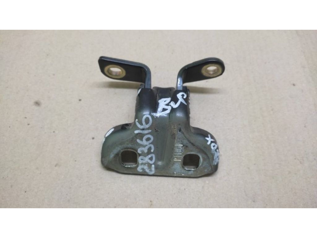 13501713 | Петля двери верхняя задн. лев. CHEVROLET VOLT 10-15