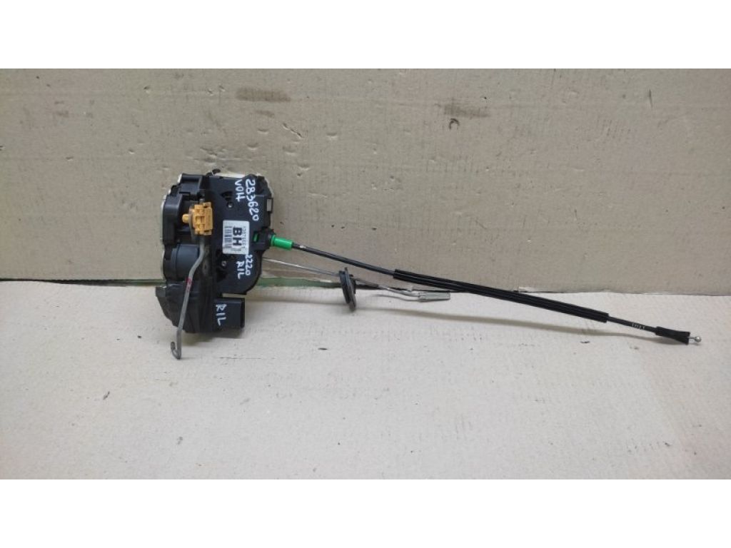 13579551 | Замок двери задн. лев. CHEVROLET VOLT 10-15