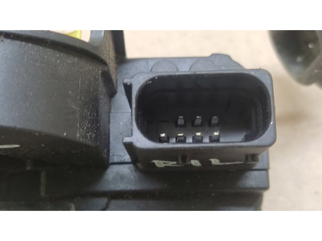 13579551 | Замок двери задн. лев. CHEVROLET VOLT 10-15 - Фото 4