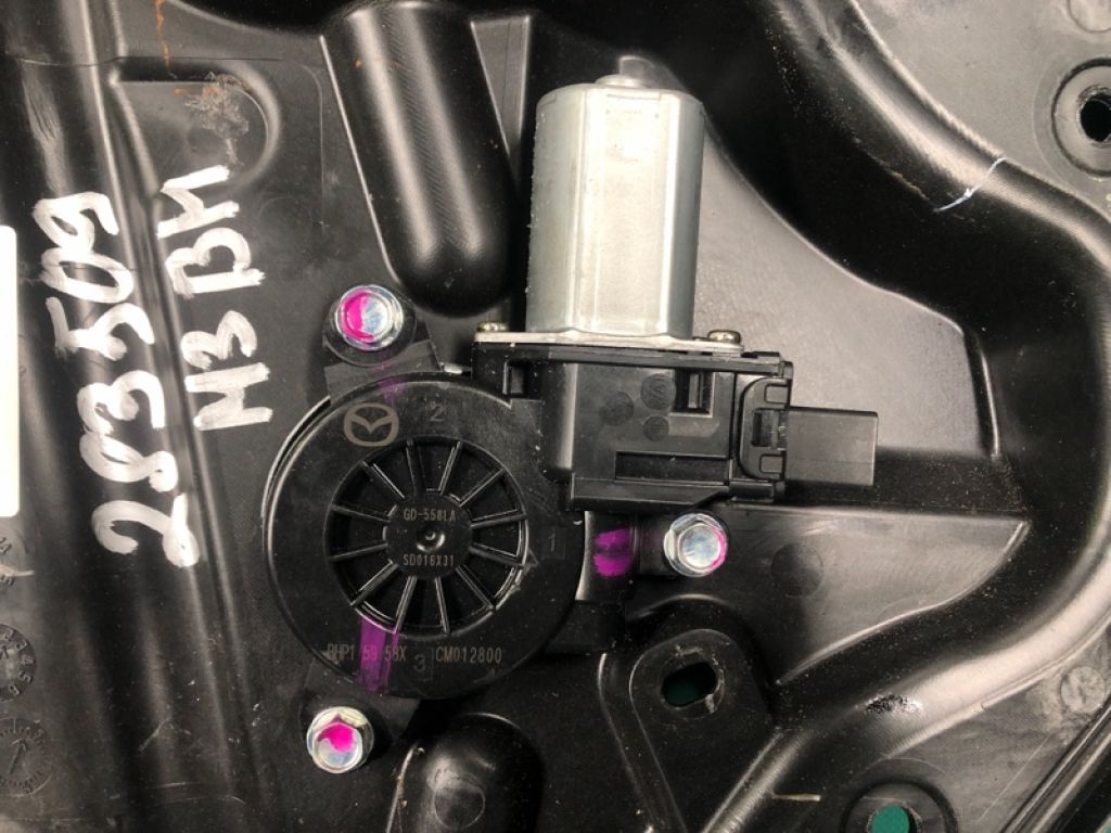 BHN9-73-590 | Склопідйомник задн. лів. MAZDA 3 BM 13-19 - Фото 4