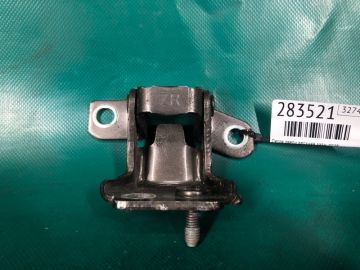 Петля двери верхняя задн. прав. MAZDA 3 BM 13-19
