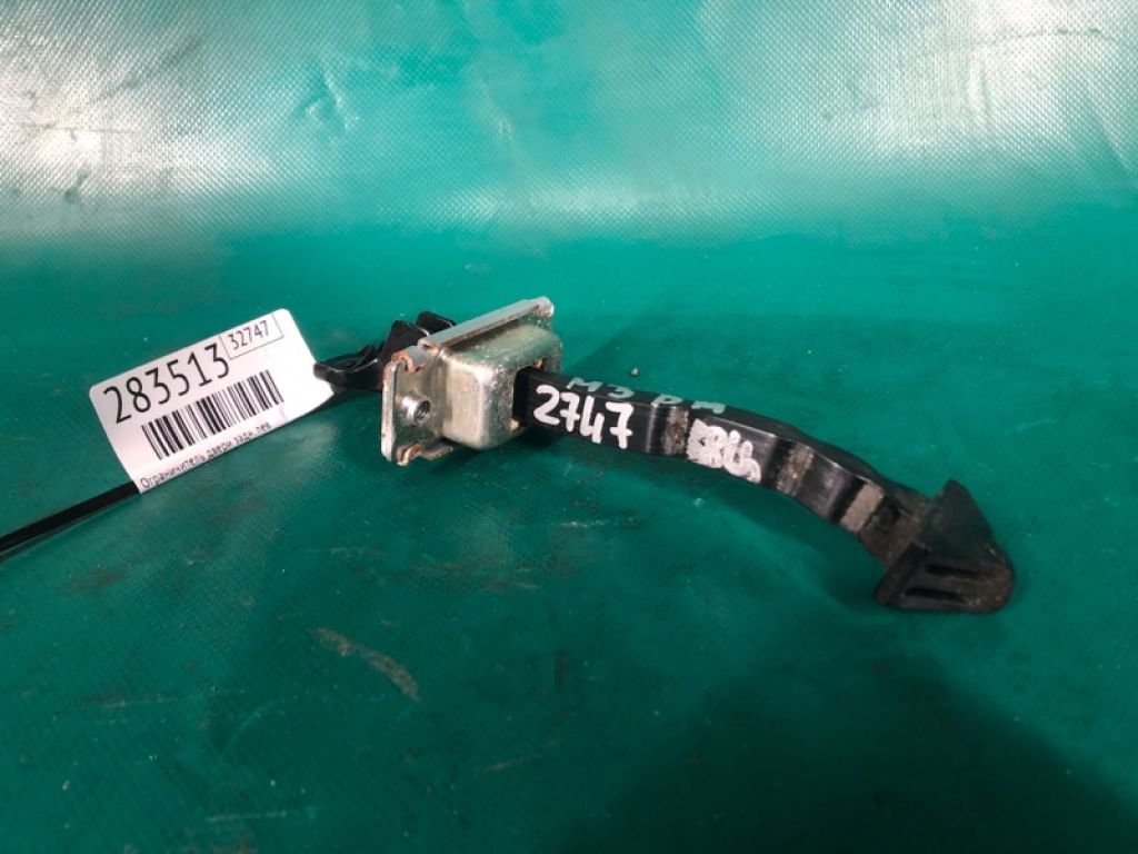 BHN9-72-270 | Ограничитель двери задн. лев. MAZDA 3 BM 13-19 - Фото 2