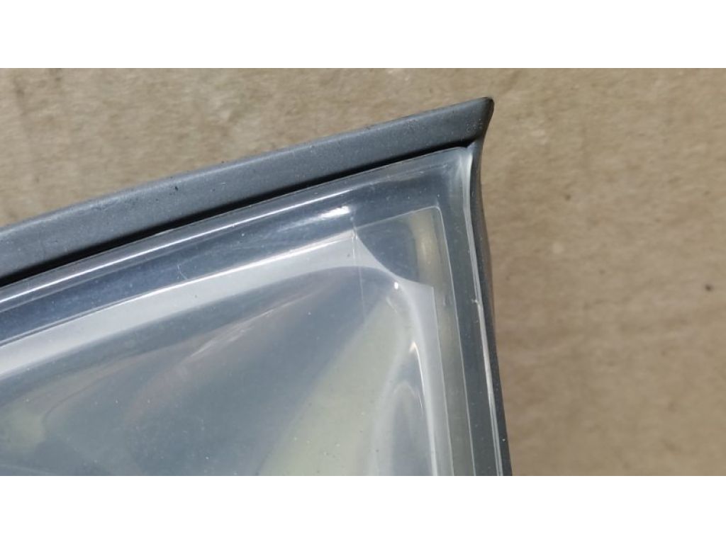 81580-48030 | Фонарь внутренний прав. LEXUS RX300 98-03 - Фото 2