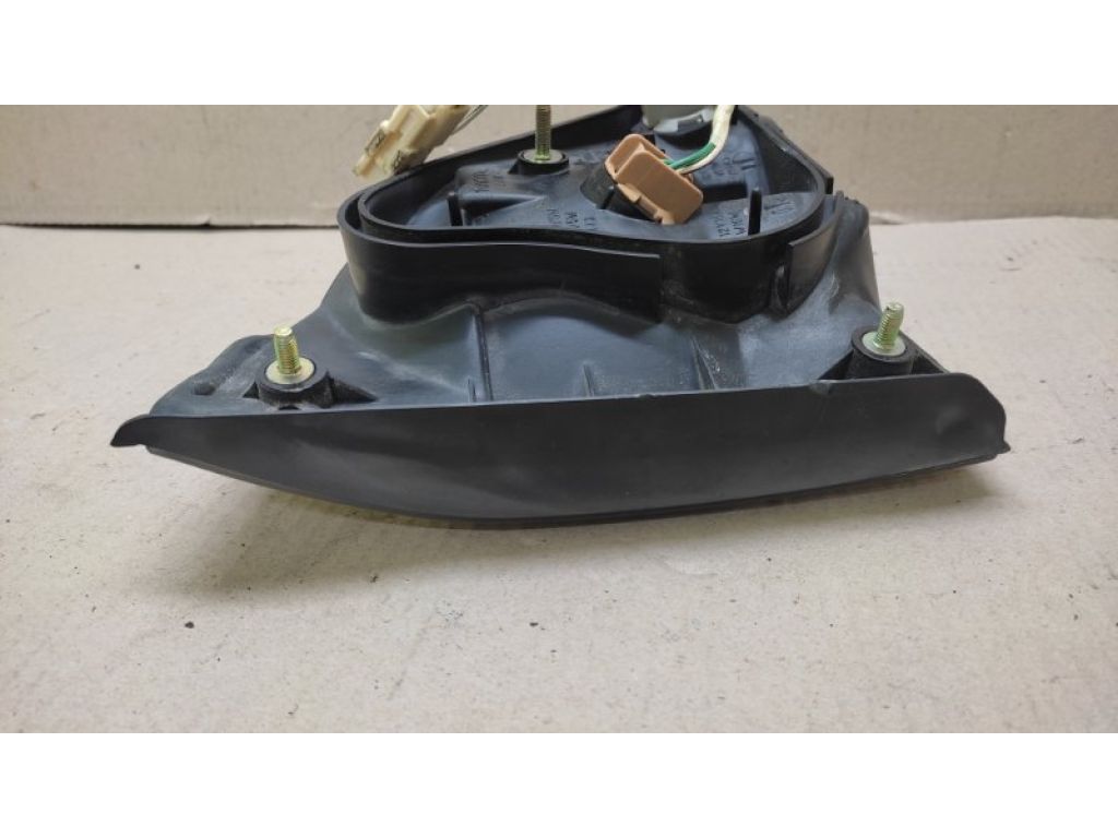 81580-48030 | Фонарь внутренний прав. LEXUS RX300 98-03 - Фото 3