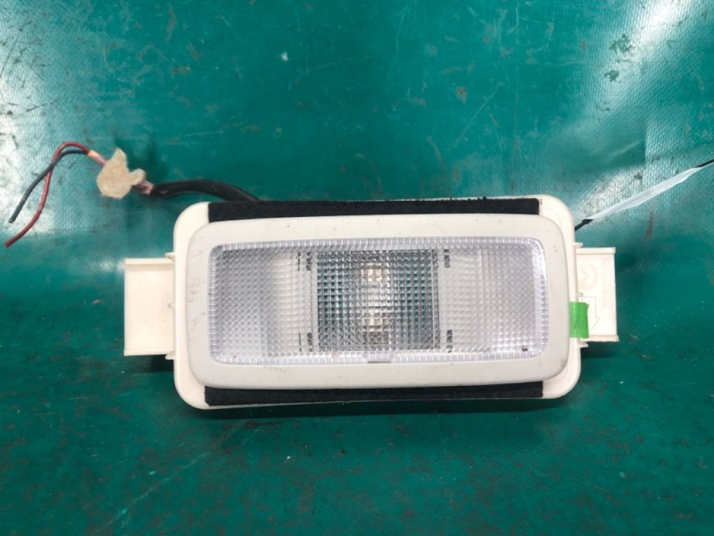 BHN9-51-310A75 | Плафон салону MAZDA 3 BM 13-19
