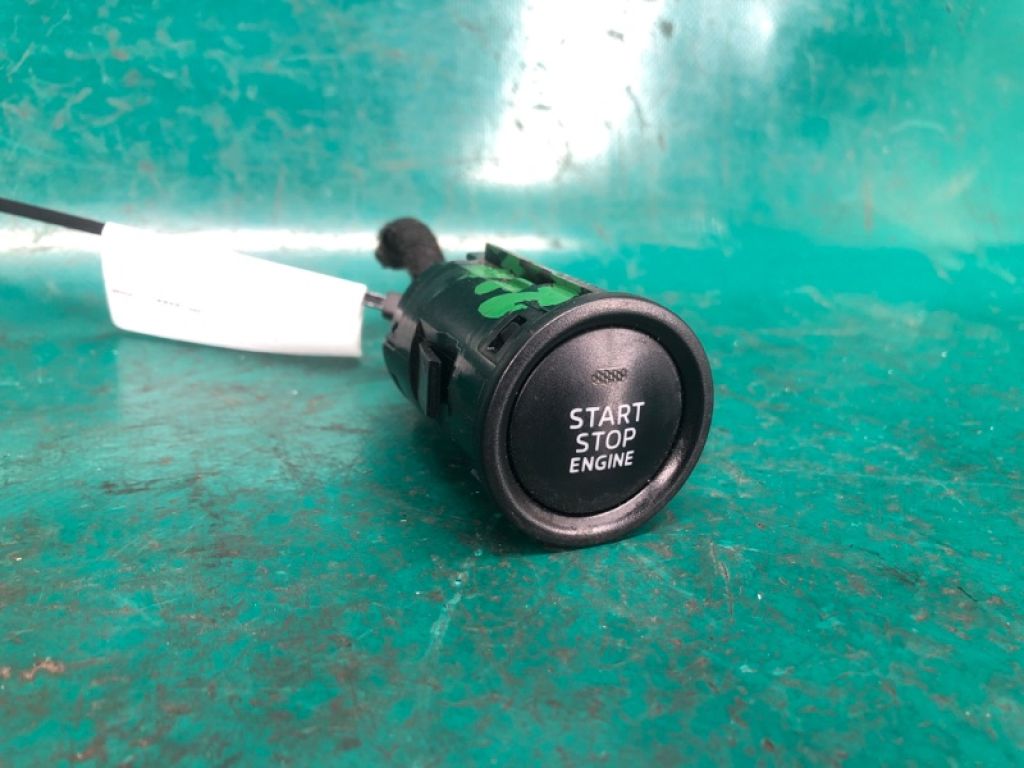 BJS7-66-3S0 | Кнопка Start-Stop MAZDA 3 BM 13-19