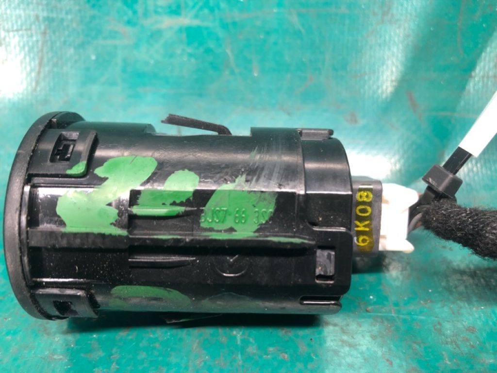 BJS7-66-3S0 | Кнопка Start-Stop MAZDA 3 BM 13-19 - Фото 5