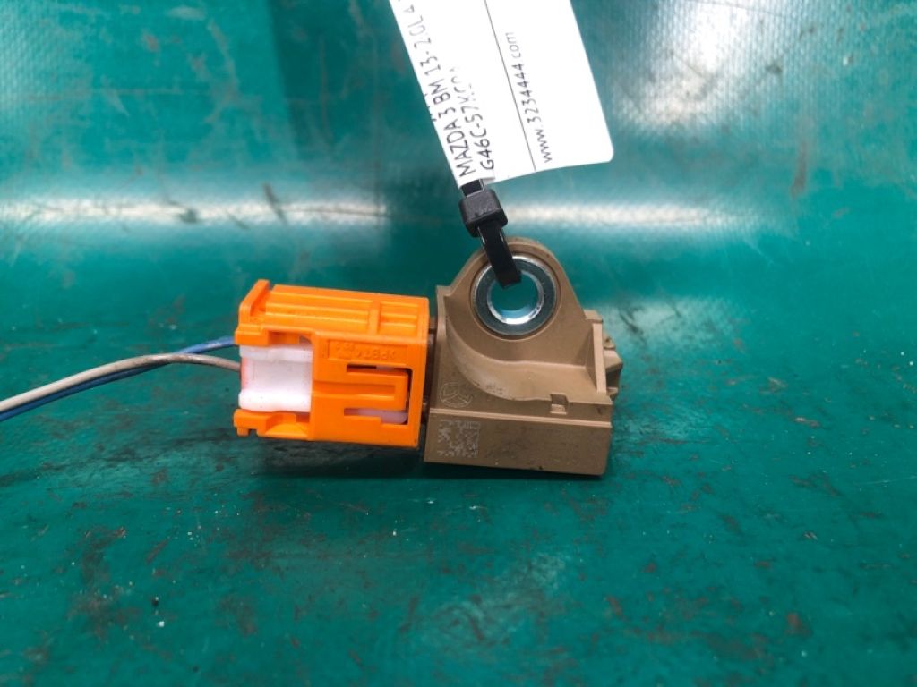 G46C-57-KC0A | Датчик удара MAZDA 3 BM 13-19