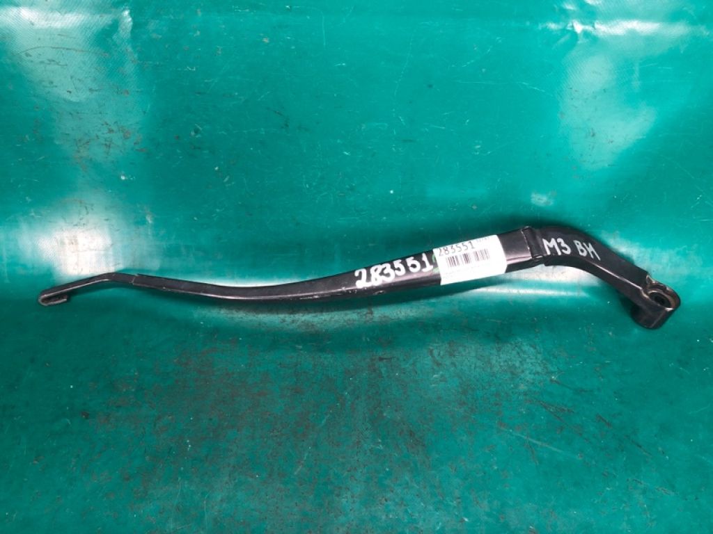 BHN9-67-321 | Поводок стеклоочистителя передний лев. MAZDA 3 BM 13-19