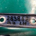 561 823 301 A | Петля капоту лів. VOLKSWAGEN PASSAT B7 11-15 - Прев'ю 2