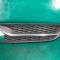 561 853 665 E | Решітка переднього бампера лів. VOLKSWAGEN PASSAT B7 11-15