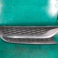 561 853 666 C | Решітка переднього бампера прав. VOLKSWAGEN PASSAT B7 11-15