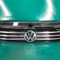 561 853 651 C OQE | Решітка радіатора VOLKSWAGEN PASSAT B7 11-15