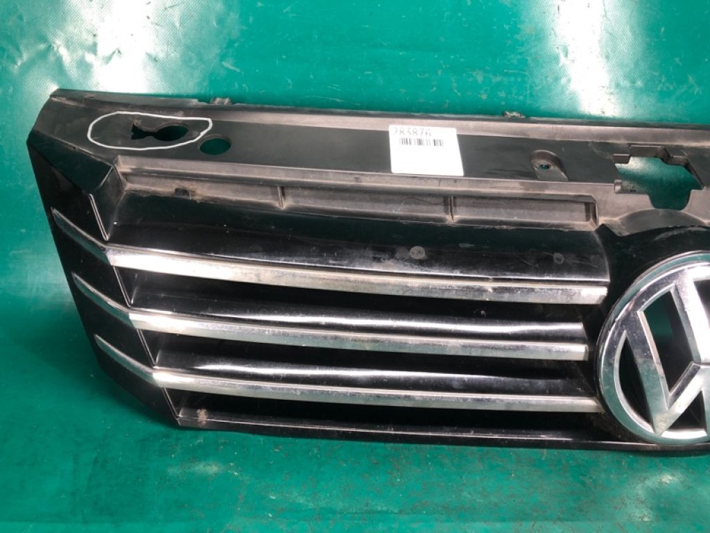 561 853 651 C OQE | Решітка радіатора VOLKSWAGEN PASSAT B7 11-15 - Фото 3