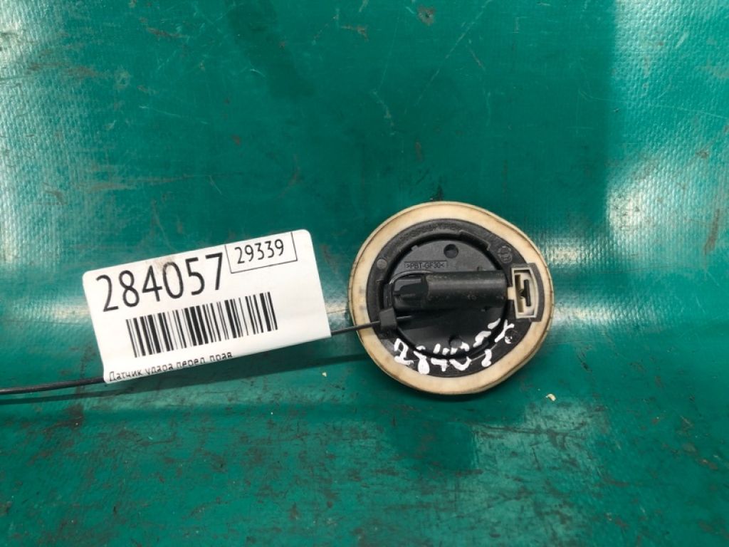 5K0 959 354 | Датчик удару передн. прав. VOLKSWAGEN PASSAT B7 11-15