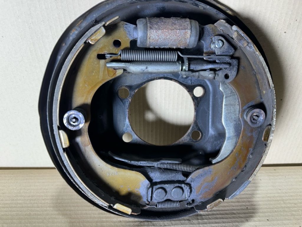 44030-1KL0A | Тормозной механизм задн. лев. NISSAN JUKE 10-19 - Фото 3