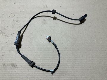 Датчик ABS задн. прав. NISSAN JUKE 10-19