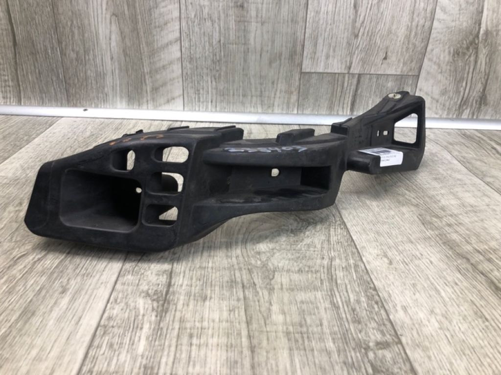 958 505 394 00 | Кронштейн заднього бампера прав. PORSCHE CAYENNE 10-18