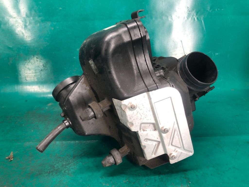 8K0 133 837 BJ | Корпус воздушного фильтра AUDI Q5 08-16 - Фото 5