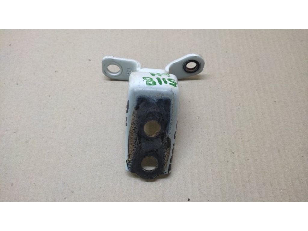 67450-TZ3-A02ZZ | Петля двери верхняя передн. лев. ACURA TLX 14-17