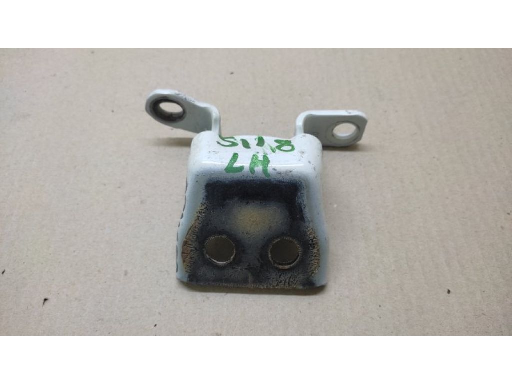 67460-TZ3-A02ZZ | Петля двері нижня передн. лів. ACURA TLX 14-17