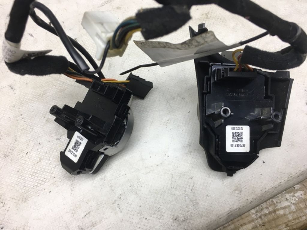 96700-B2000ASB | Кнопки на руль KIA SOUL PS 13-19 - Фото 2