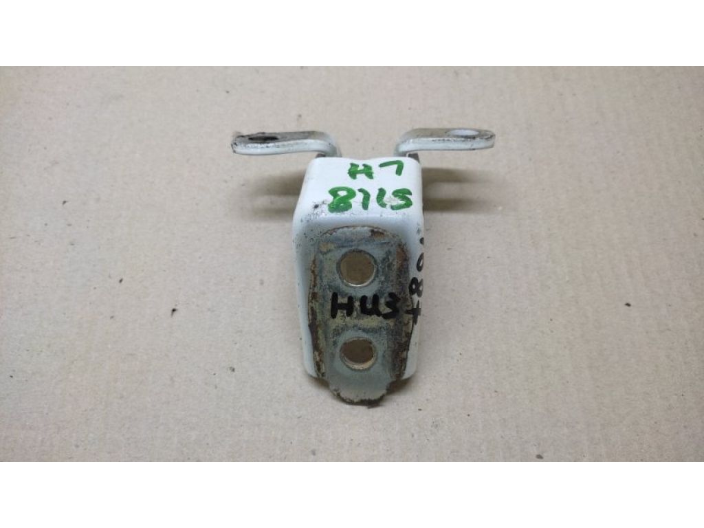 67960-TZ3-A02ZZ | Петля двері нижня задн. лів. ACURA TLX 14-17