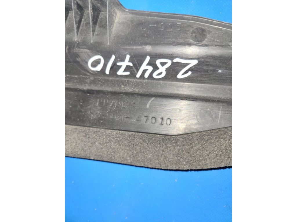 53294-47010 | Дефлектор воздушный лев. TOYOTA PRIUS - 30 09-17 - Фото 2