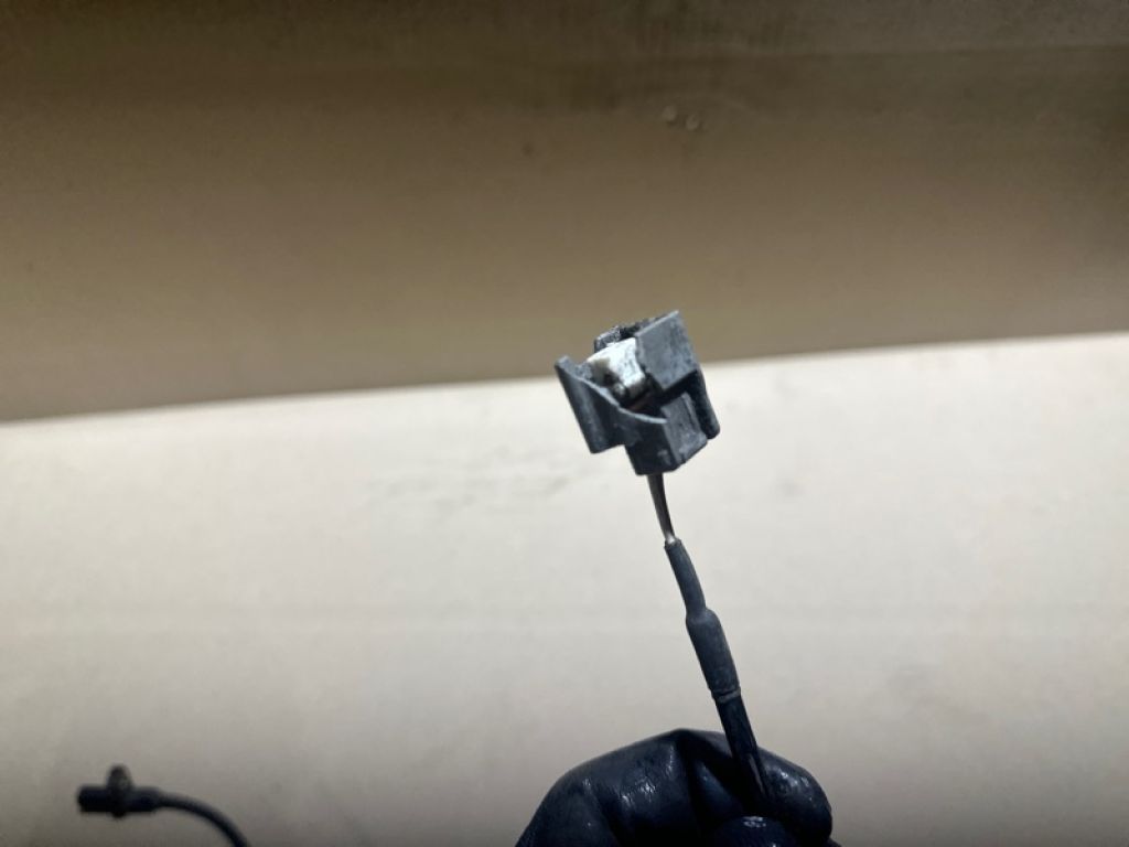 47900-3NA0A | Датчик ABS задн. лів. NISSAN LEAF 10-17 - Фото 4