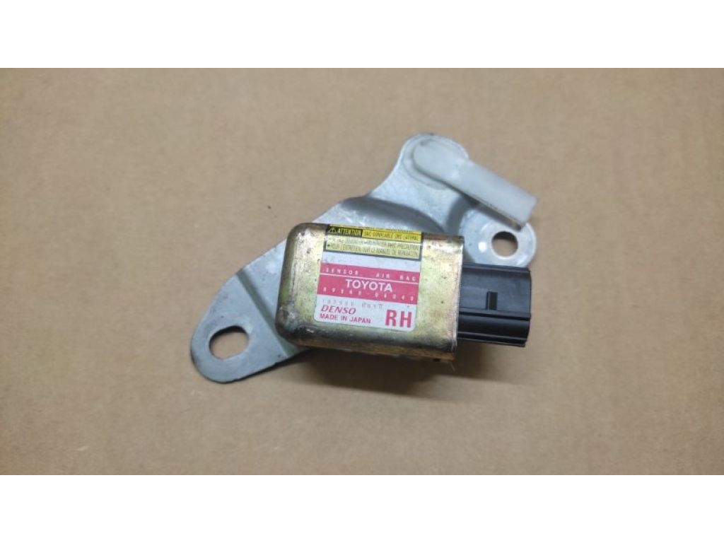 89860-06040 | Датчик удара прав. TOYOTA SOLARA 03-09