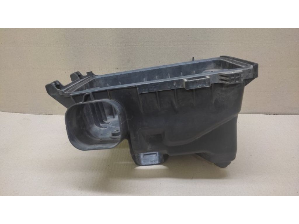 17700-0A210 | Корпус воздушного фильтра TOYOTA SOLARA 03-09