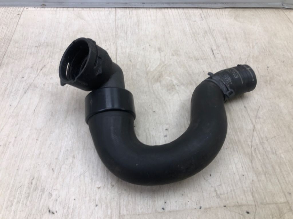 13373153 | Патрубок системи охолодження CHEVROLET CRUZE 15-