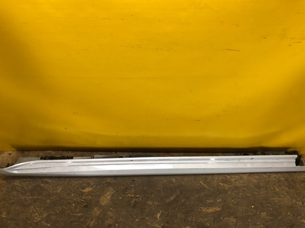 75850-33130 | Накладка порогу зовнішня прав. TOYOTA CAMRY 70 17- - Фото 2