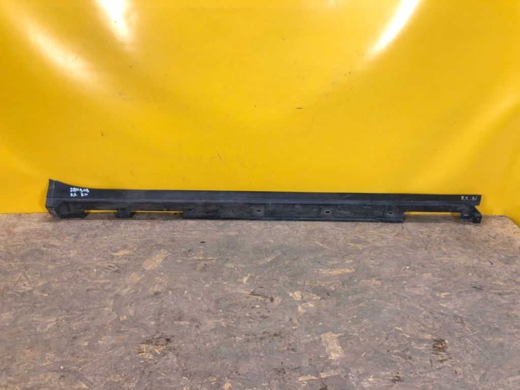 75850-48040 | Накладка порогу зовнішня прав. LEXUS RX350/450 15-22