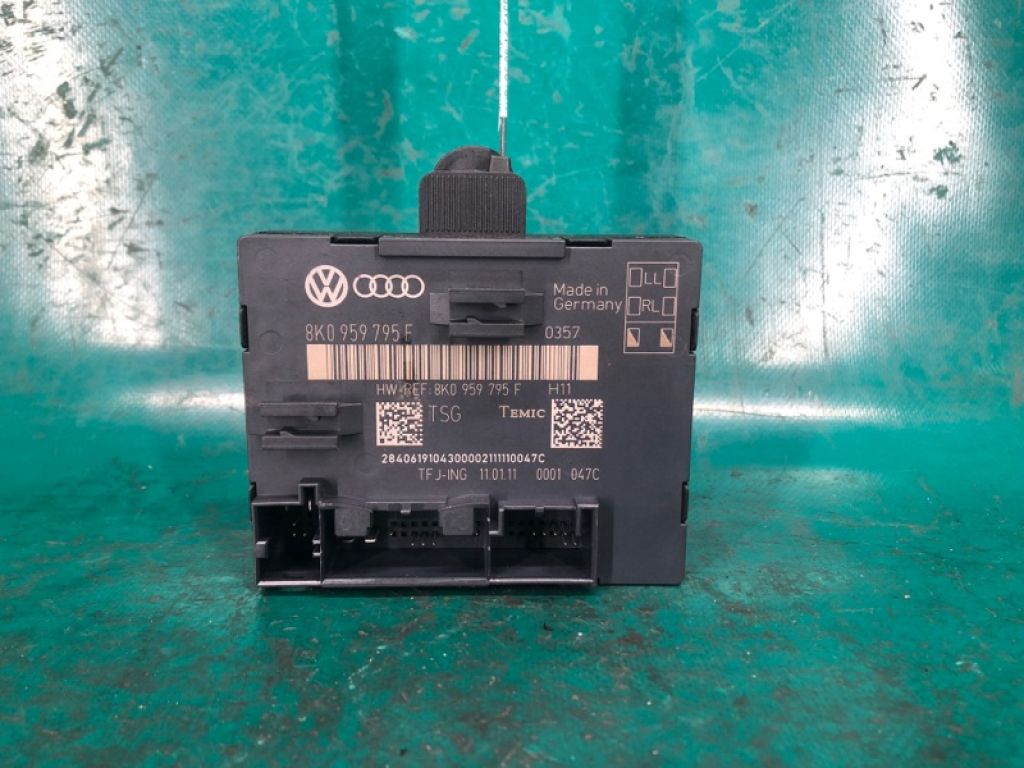 8K0 959 795 F | Блок управления дверей задн. лів. AUDI Q5 08-16