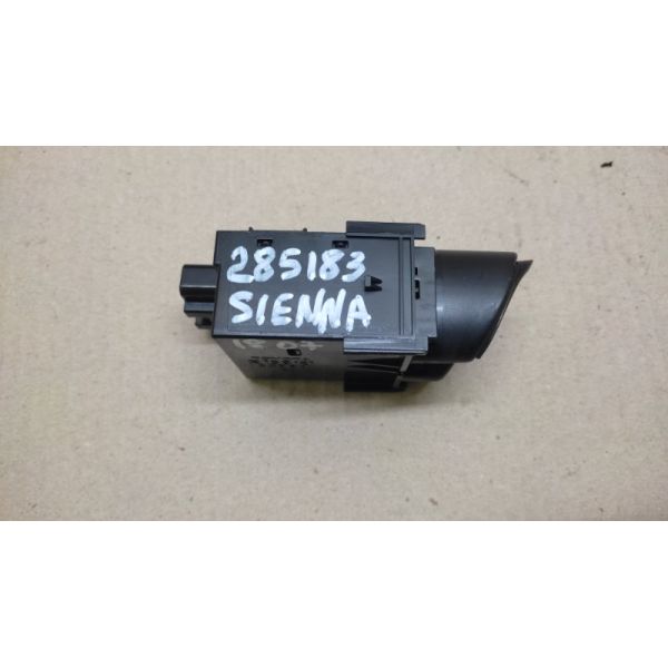 USB адаптер TOYOTA SIENNA 03-10 84480-AE050 — 2